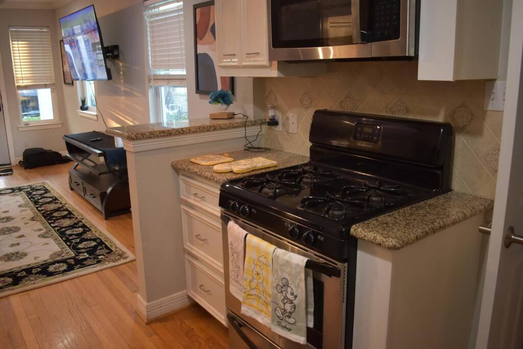 דירות יוסטון Townhouse Near Midtown מראה חיצוני תמונה